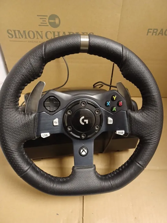 LOGITECH G920 DRIVING FORCE RACING WHEEL (XBOX/PC)