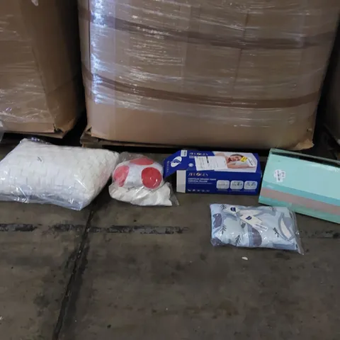 PALLET OF ASSORTED ITEMS INCLUDING: BEDDING, MATTRESS TOPPERS, BABY ITEMS