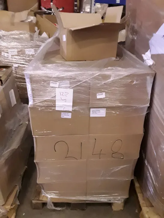 PALLET OF 42 BOXES OF 100 DRYLINE ULTIMA WHITE PADS