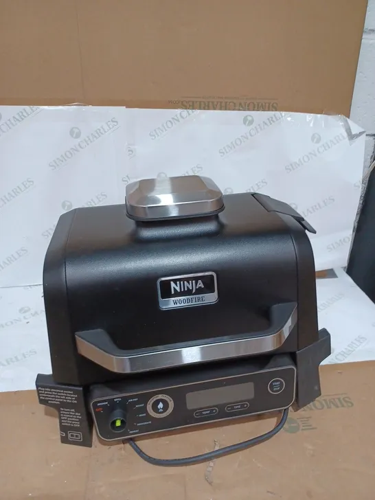 NINJA WOODFIRE ELECTRIC BBQ GRILL & SMOKER WITH AIR FRY FUNCTION OG701UKQ