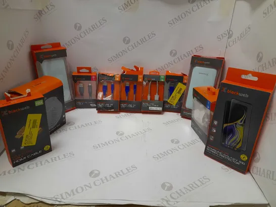 LOT OF APROX 11 ASSORTED BLACK WEB ITEMS TO INCLUDE - USB CABLES-LIGHTNING CABLES-POWER BANKS