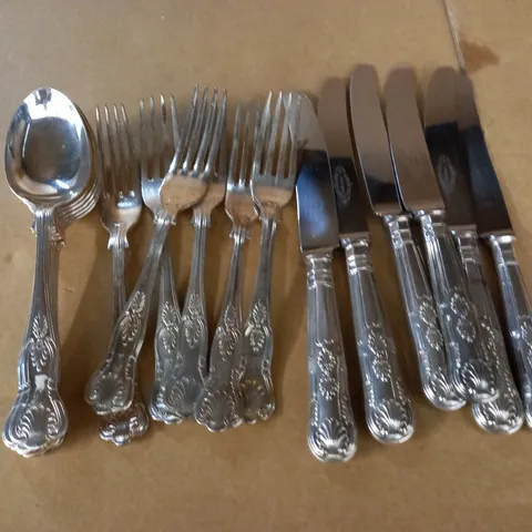 UNBOXED 18-PIECE CUTLERY SET