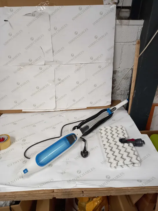 SHARK KLIK AND FLIP STEAM MOP 