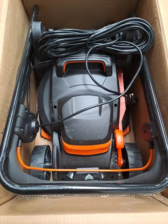 BOXED YARD FORCE ELECTRIC LAWNMOWER 