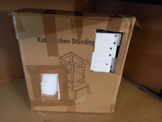 BOXED KIDS KITCHEN STANDING STEP - WHITE