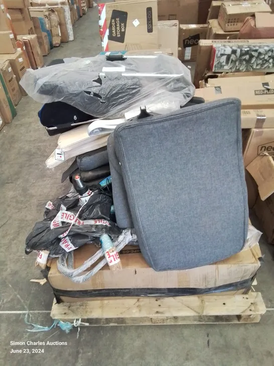 A PALLET OF VARIOUS FURNITURE PARTS GAMING CHAIRS AND ELECTRONIC HOUSEHOLD ITEMS