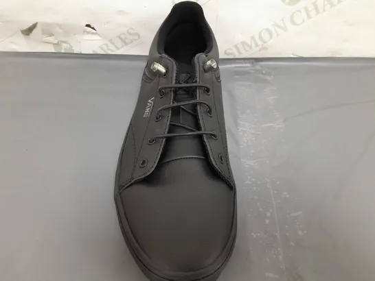 BOXED PAIR OF VANS SHOES IN BLACK UK SIZE 5