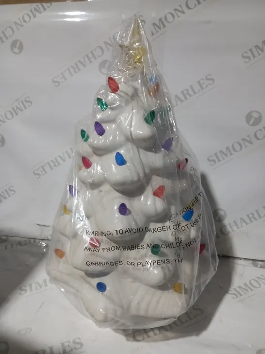 MR CHRISTMAS ILLUMINATED CERAMIC NOSTALGIC TREE