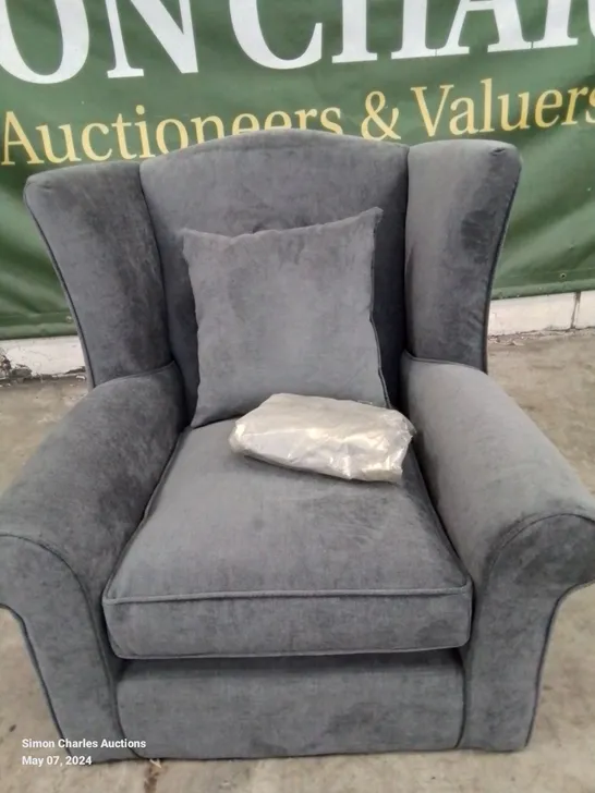 DESIGNER FABRIC UPHOLSTERED ARMCHAIR IN 