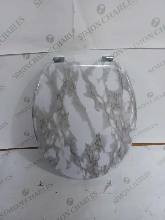 ANIKA MARBLE EFFECT TOILET SEAT SEALED