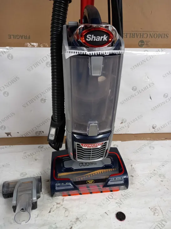 SHARK ANTI HAIR WRAP UPRIGHT VACUUM CLEANER