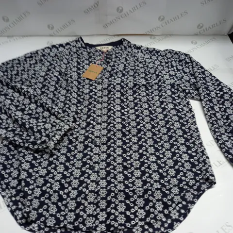 BODEN OVERSIZED BRODERIE SHIRT - UK 8