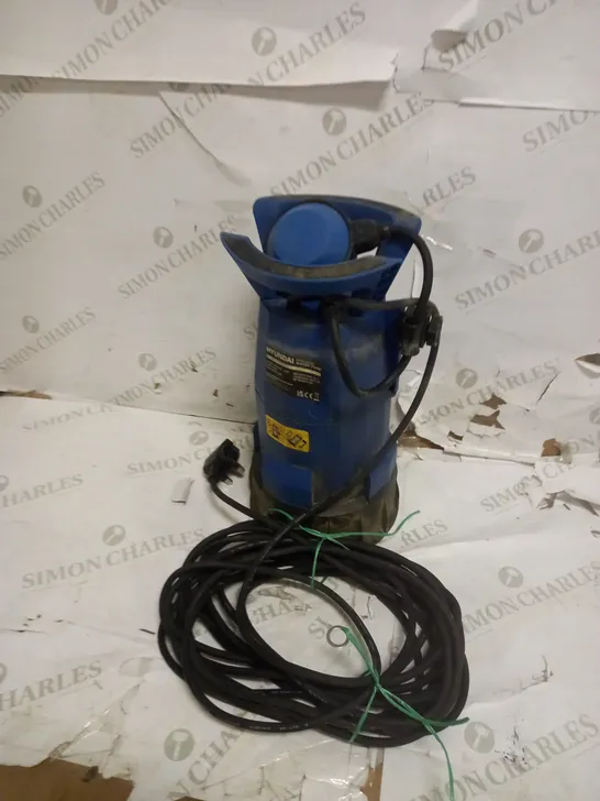 HYUNDAI 550W ELECTRIC CLEAN AND DIRTY WATER SUBMERSIBLE WATER PUMP