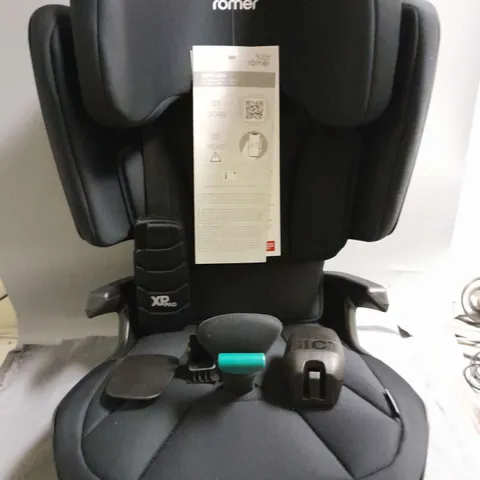 BOXED BRITAX ROMER KIDFIX I-SIZE CAR SEAT IN COSMOS BLACK FOR 3.5-12YRS