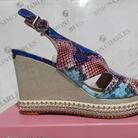 MODAIN PELLE EMBELLISHED WEDGE MULTI BLUE SNAKE SIZE 7