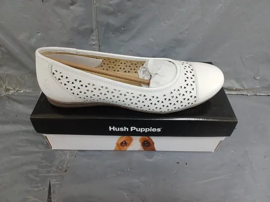 BOXED PAIR OF WOMENS HUSH PUPPIES LEAH BALLERINA SHOES SIZE 6