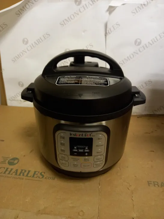 INSTANT POT DUO MINI PRESSURE COOKER