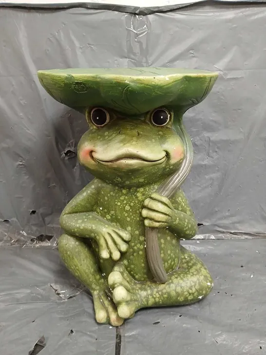 FROG STOOL GARDEN DECORATION