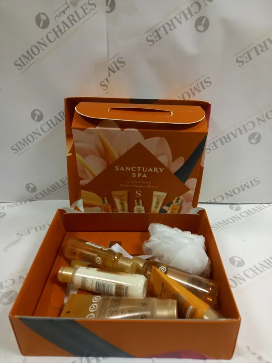 BOXED SANCTUARY SPA SIGNATURE PERFECT PAMPER PARCEL GIFT SET RRP £20