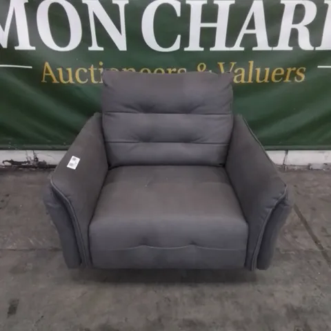 QUALITY ITALIAN DESIGNER LEATHER RECLINING ARM CHAIR IN GREY