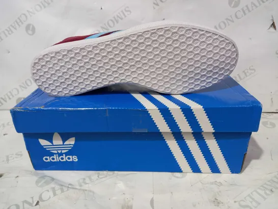 BOXED PAIR OF ADIDAS GAZELLE SHOES IN RED/BLUE UK SIZE 8