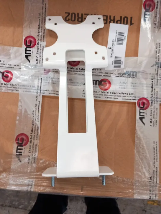 LARGE QUANTITY OF WORKSTATION MONITOR STANDS