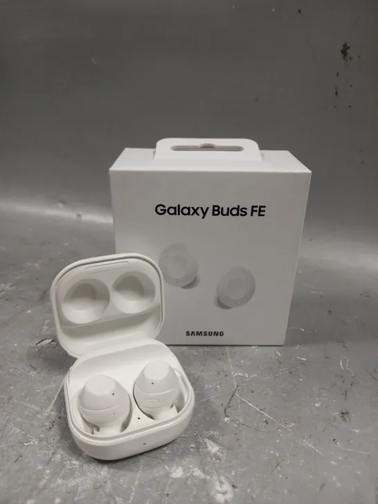 BOXED SAMSUNG GALAXY BUDS FE WIRELESS EARPHONES 