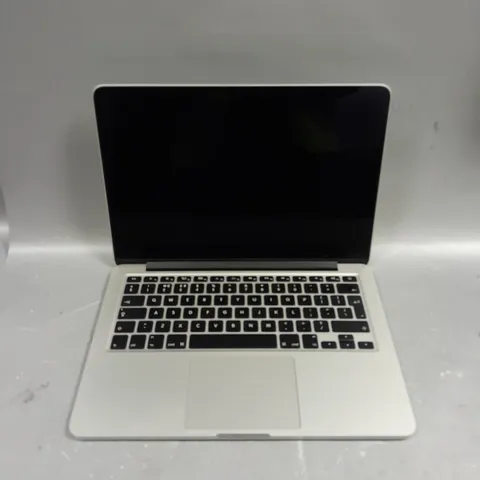 APPLE MACBOOK PRO - A1493