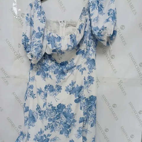 ABERCROMBIE & FITCH FLORAL SHORT SLEEVE MAXI DRESS - L