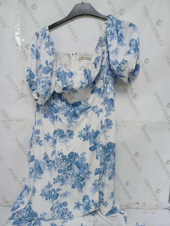 ABERCROMBIE & FITCH FLORAL SHORT SLEEVE MAXI DRESS - L