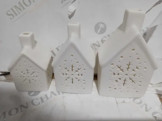 BOXED SET OF 3 PRE LIT PORCELAIN HOUSES 