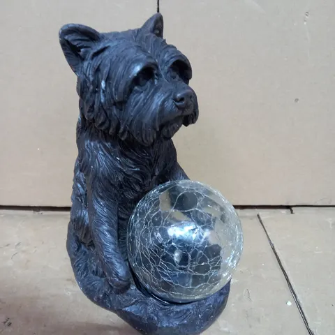 INNOVATORS DOG WITH ORB GARDEN DECORATION