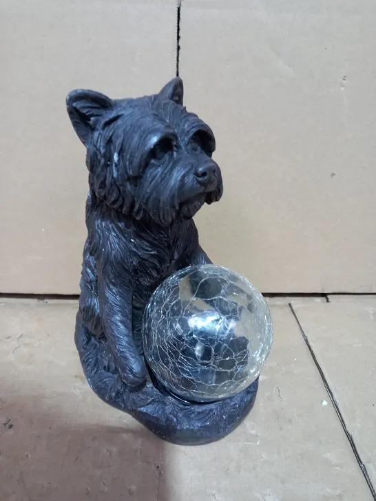 INNOVATORS DOG WITH ORB GARDEN DECORATION