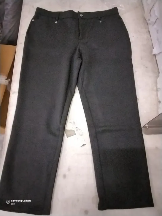 BOX OF APPROXIMATELY 7 MARLA WYNNE STRETCH FAUX SUEDE JEANS BLACK - SIZE 20