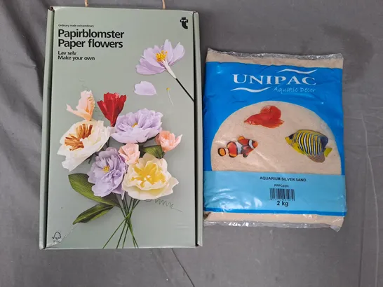 BOX OF APPROXIMATELY 20 ASSORTED HOUSEHOLD ITEMS TO INCLUDE PAPER FLOWERS, AQUARIUM SAND, ETC