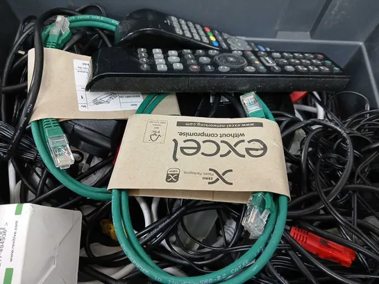 BOX OF APPROXIMATELY 12 ASSORTED ITEMS TO INCLUDE - QTX SPEAKER LEAD 12M , SKY BOX , EXCEL UTP CABLE ETC