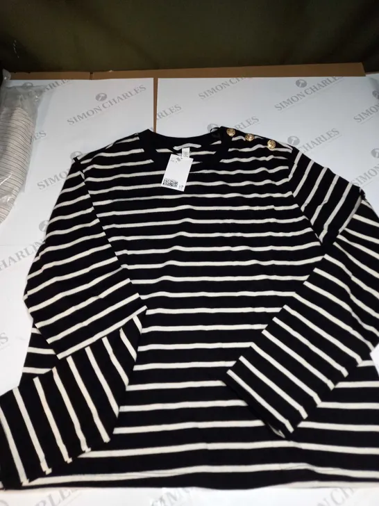 H&M KNITTED LONGSLEEVE - SIZE L