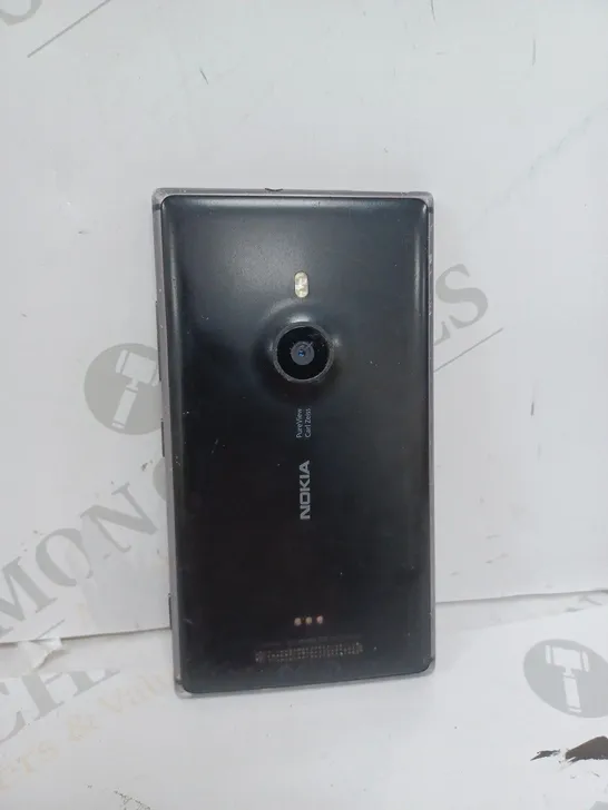 NOKIA PURE VIEW PHONE IN BLACK