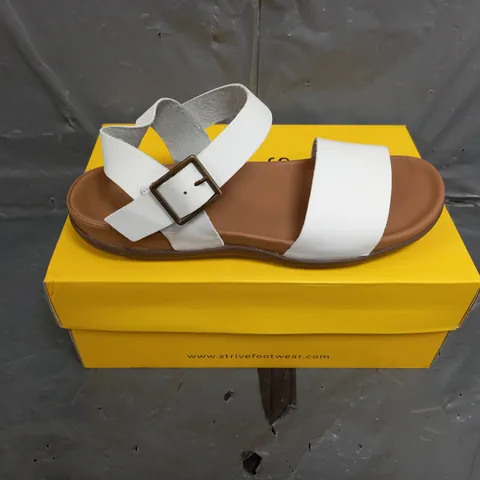 BOXED STRIVE WHITE LEATHER CARA SANDALS SIZE 7