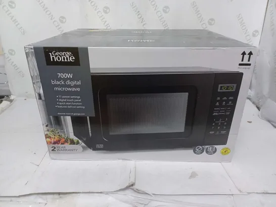 BOXED BRAND NEW 700W BLACK DIGITAL MICROWAVE 