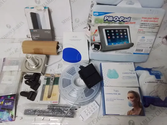 LARGE QUANTITY OF ASSORTED ITEMS TO INCLUDE PILL-O-PAD, MULTIPLE FACE MARKS, BIONIC ROPE LIGHTS, DELL MONITOR AND ELECTRIC SCOOTER PART