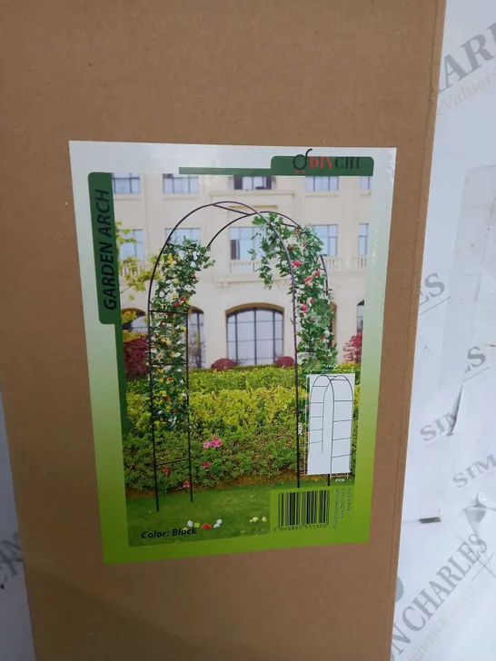 BOXED GARDEN ARCH