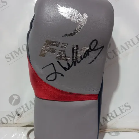 SIGNED FLY TRAINING GLOVE IN GREY/NAVY/RED SIZE 10 (RIGHT GLOVE ONLY)