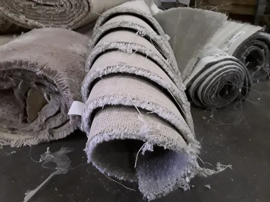 ROLL OF QUALITY GREY CARPET