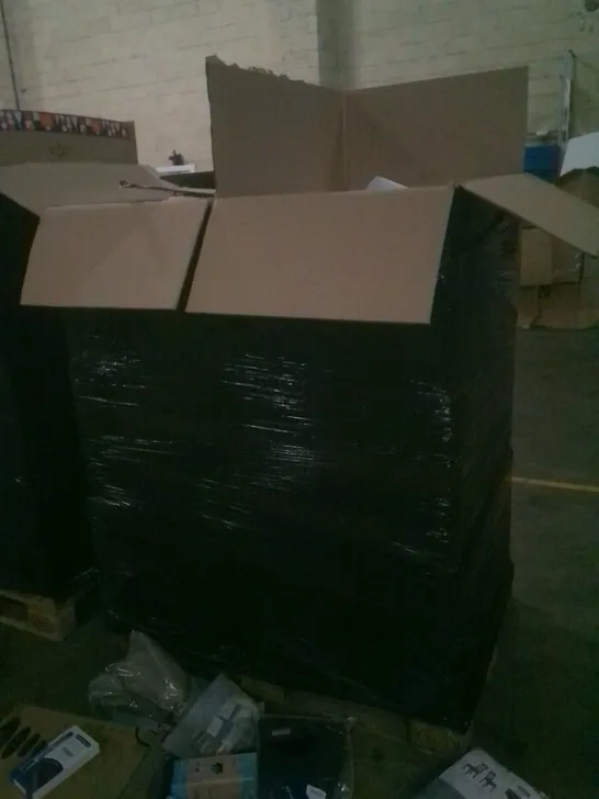 PALLET OF ASSORTED ITEMS TO INCLUDE SPEAKER, BOOKS, PARTY DECOR SCREEN PROTECTORS, WINDOW SQUEEGEE ETC