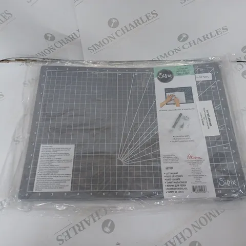 SIZZIX ACCESSORY CUTTING MAT A3 X3