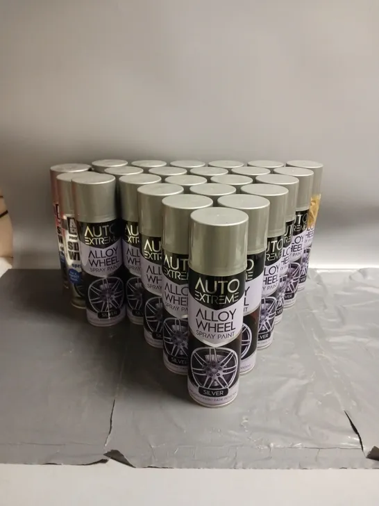 LOT OF APPROX. 23 AUTO EXTREME ALLOY WHEEL SPRAY PAINT AND WHEEL SPRAY PAINT SILVER 300ML