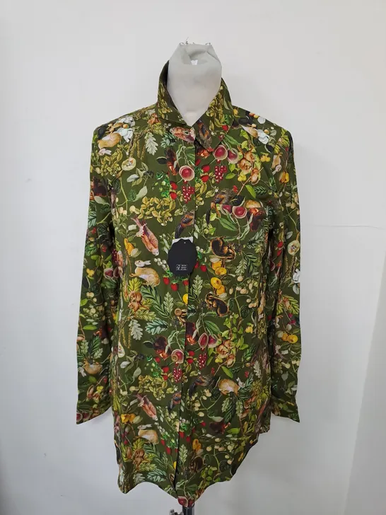 JOANIE NATURAL HISTORY MUSEUM SHIRT SIZE 10 