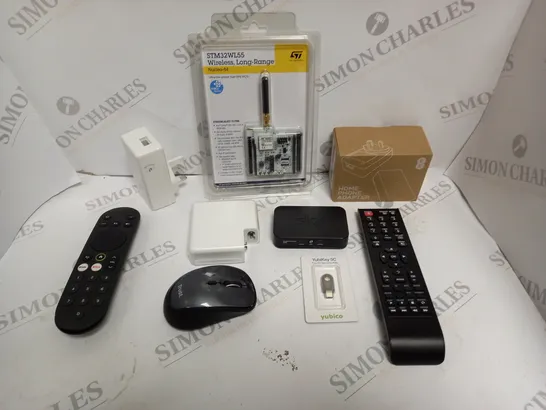 APPROXIMATELY 20 ASSORTED ELECTRICAL PRODUCTS TO INCLUDE HOME PHONE ADAPTER, USB MOUSE, REPLACEMENT REMOTES 