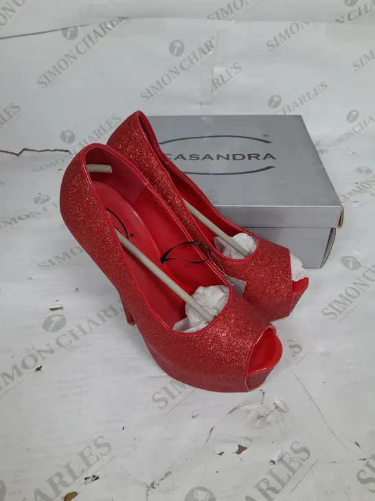 CASSANDRA  PLATFORM STILLETO HEEL IN RED GLITTER SIZE 5